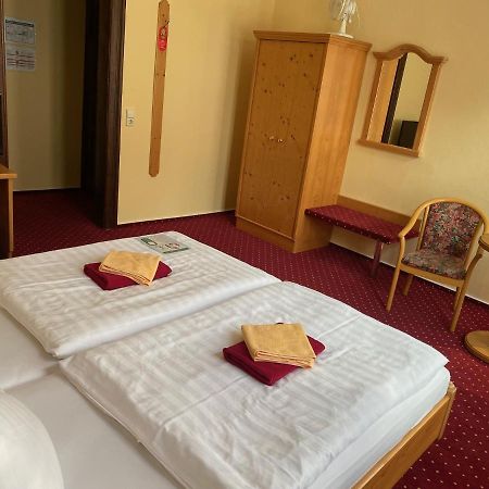Hotel Garni Am Dippeplatz كيدلينبورغ المظهر الخارجي الصورة