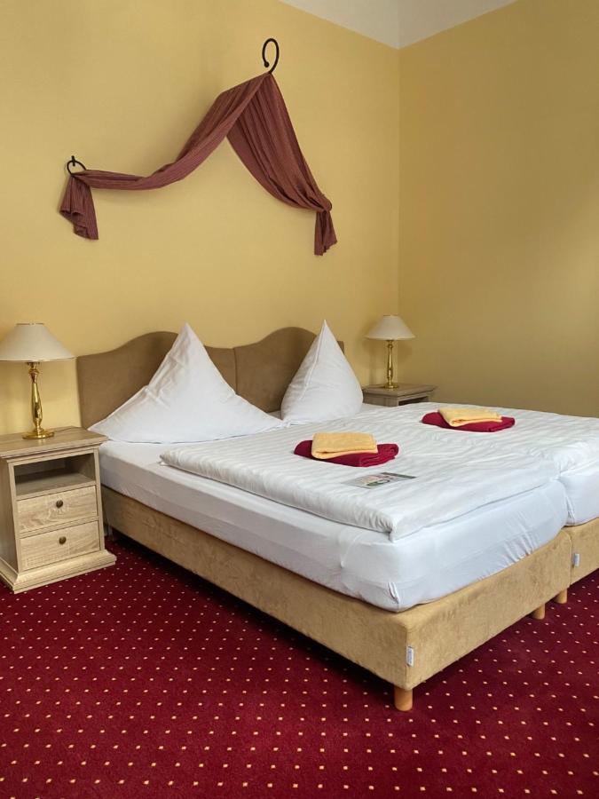 Hotel Garni Am Dippeplatz كيدلينبورغ المظهر الخارجي الصورة
