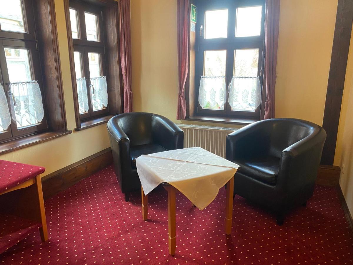 Hotel Garni Am Dippeplatz كيدلينبورغ المظهر الخارجي الصورة