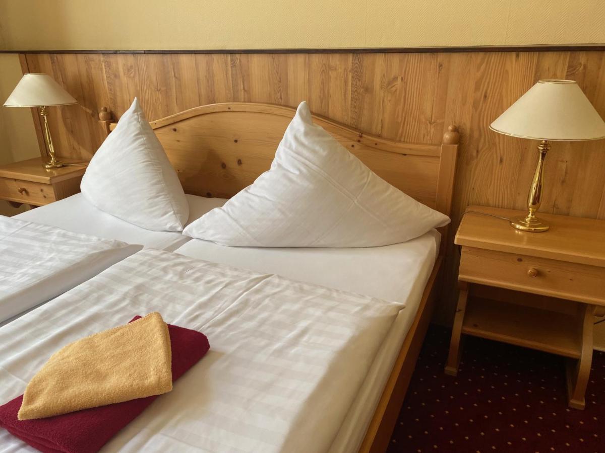 Hotel Garni Am Dippeplatz كيدلينبورغ المظهر الخارجي الصورة