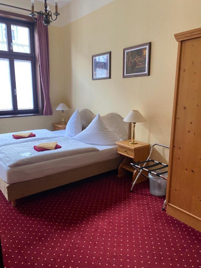 Hotel Garni Am Dippeplatz كيدلينبورغ المظهر الخارجي الصورة